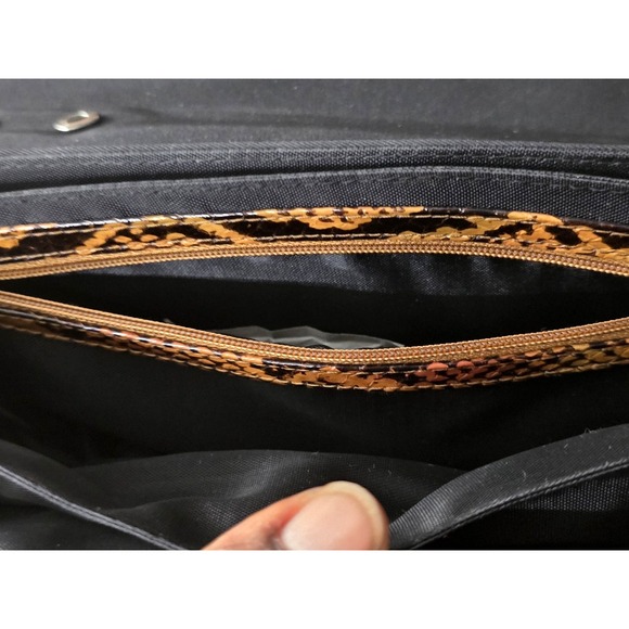 Vintage Missoni Snakeskin Clutch With Removable Shoulder Strap Snap Button Black